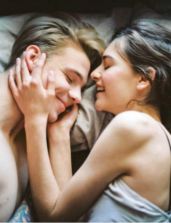 VIU UNS DIES D'AMOR AMB LA TEVA PARELLA VIU UNS DIES D'AMOR AMB LA TEVA PARELLA